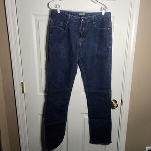 Blue Straight-Leg Jeans with Indigo Hue